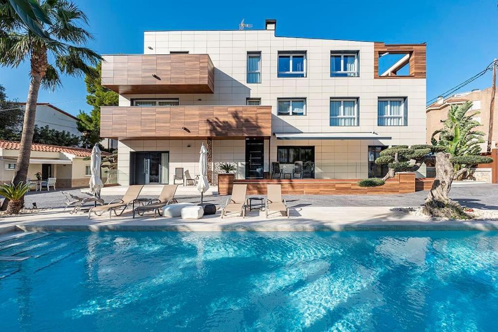 Luxury Casa Con Piscina, Wifi, 150M Dal Mare Διαμέρισμα Miami Playa Εξωτερικό φωτογραφία